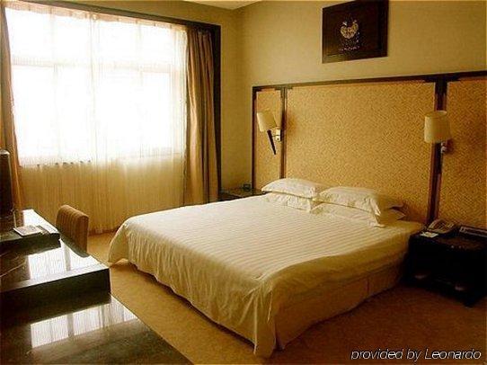 Merryland Resort Ґуйлінь Номер фото