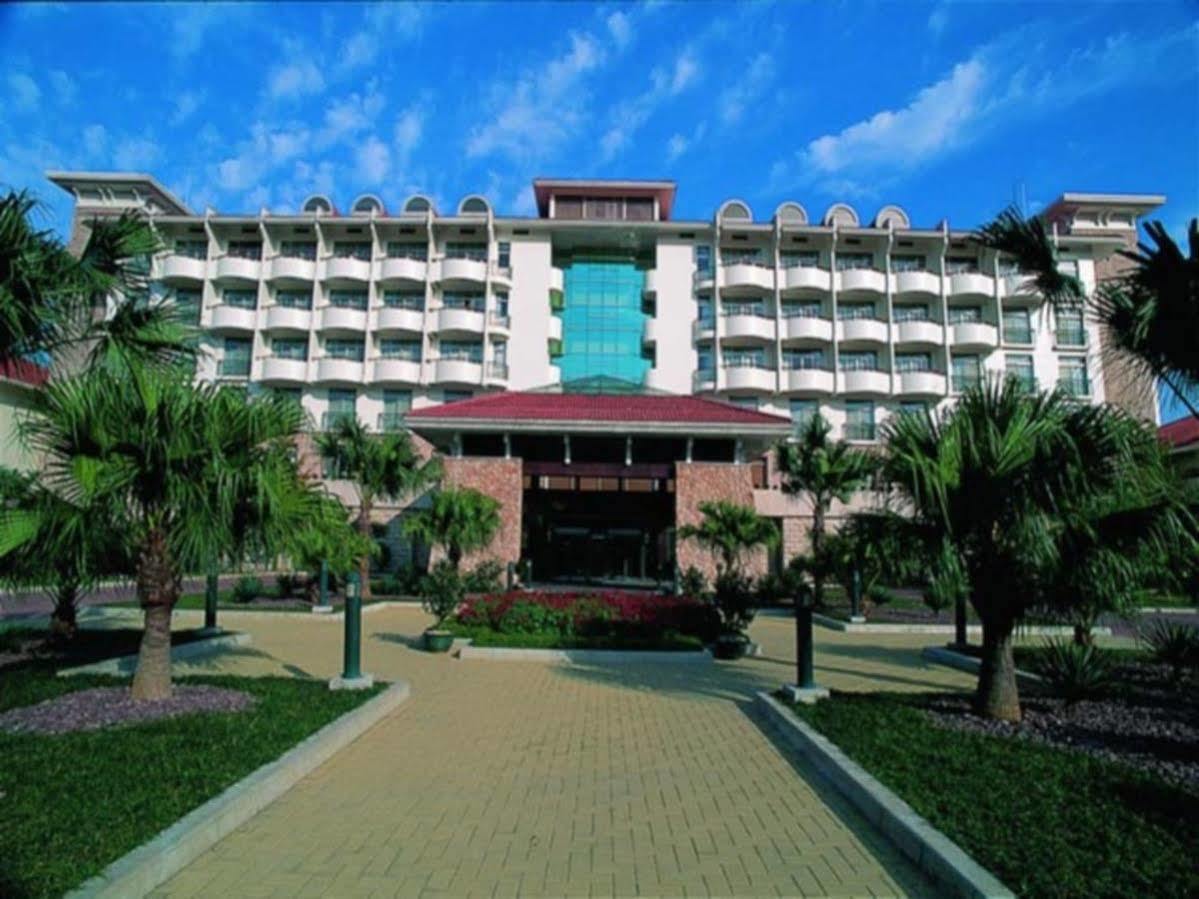 Merryland Resort Ґуйлінь Екстер'єр фото